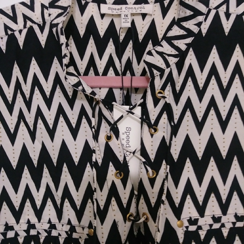 Dress - Picture 3 of 4